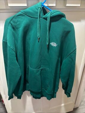 Dickies women’s Green Pullover Hoodie
